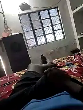 Snapshot of samsharma- chatting on 09/20/25, 05:08 samsharma- online show from 09/20/25, 05:08