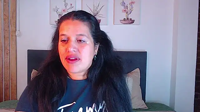 Andrea secret  online show from 10/17/25, 02:52