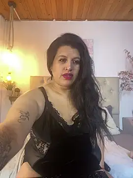 Snapshot of Andrea_secret_ chatting on 07/15/26, 01:38 Andrea secret online show from 07/15/26, 01:38