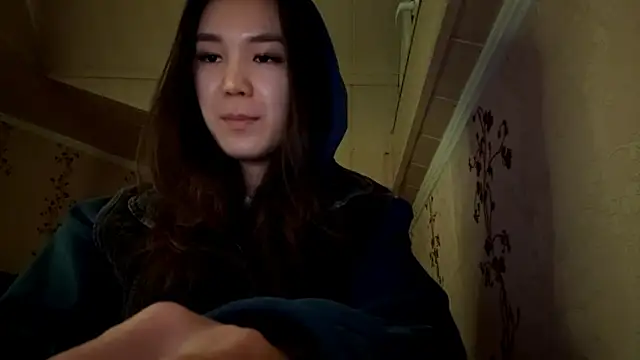 Snapshot of marry_dreams chatting on 11/16/25, 02:11 marry dreams online show from 11/16/25, 02:11