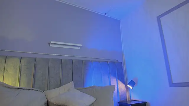 Peytonn Monroe online show from 10/28/25, 12:30