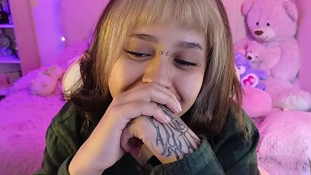 NekoWaifu online show from 03/18/26, 02:31