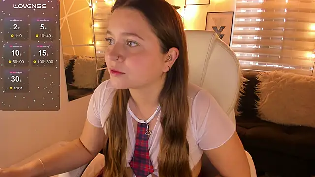 sophiee09  online show from 03/30/26, 01:34