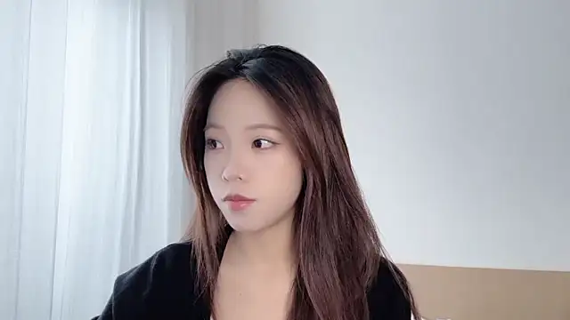 Meng 777 online show from 10/23/25, 08:02