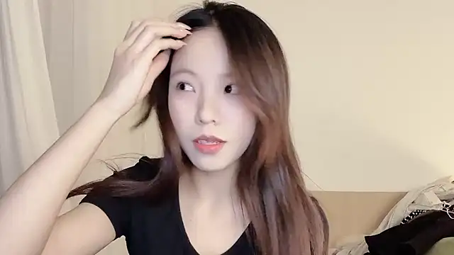 Meng 777 online show from 12/01/25, 01:16