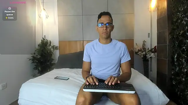 Snapshot of JacobDraven chatting on 11/17/25, 11:43 JacobDraven online show from 11/17/25, 11:43