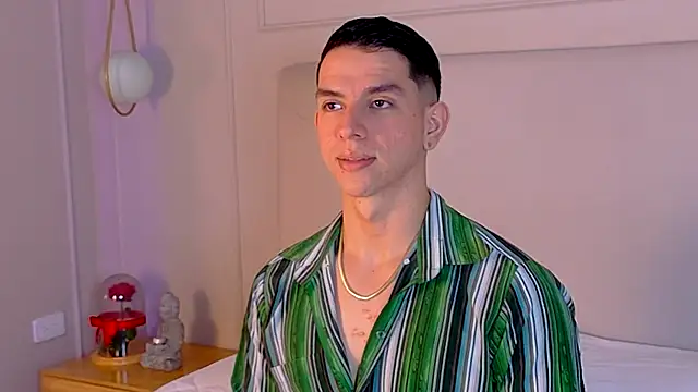 ZaneDawson online show from 10/31/25, 03:51