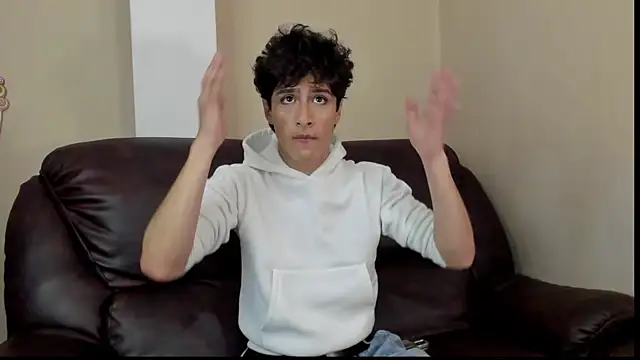 Xam Collen online show from 11/30/25, 03:38