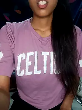 reetika6375 online show from 09/30/25, 04:45