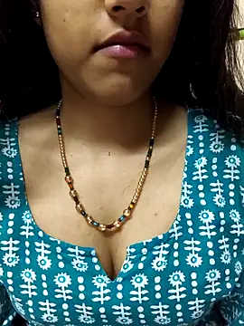 reetika6375 online show from 02/12/26, 08:04