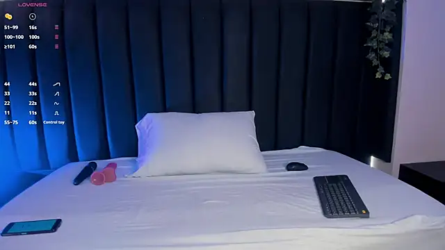 Cristina joy online show from 10/21/25, 12:28