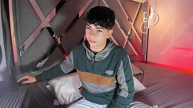 Peter chase online show from 09/16/25, 06:42