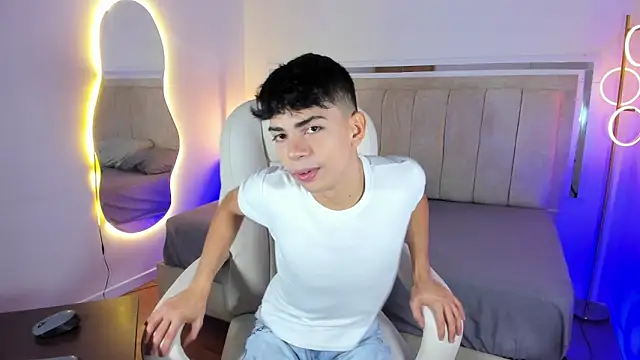 Peter chase online show from 01/13/26, 02:11