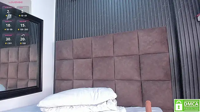 Scarlet  Jones  online show from 03/30/26, 03:18