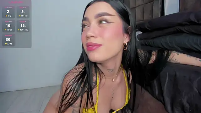 Scarlet  Jones  online show from 04/21/26, 05:36