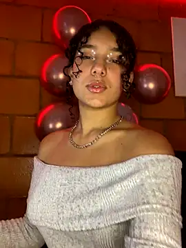 Snapshot of K_Licious chatting on 10/29/25, 09:49 K Licious online show from 10/29/25, 09:49