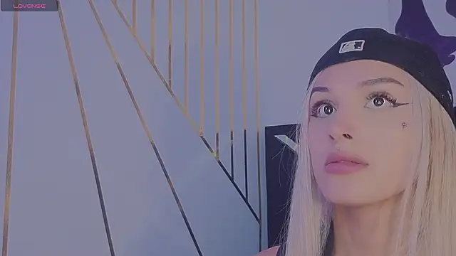 Angel-dragun online show from 04/14/26, 03:01