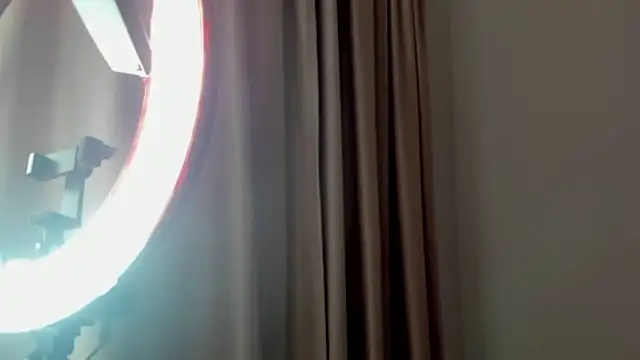 Biscuit oliva online show from 09/23/25, 03:09