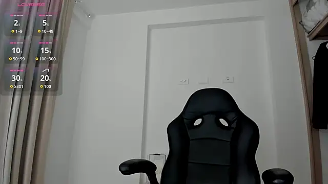 Biscuit oliva online show from 10/03/25, 04:09