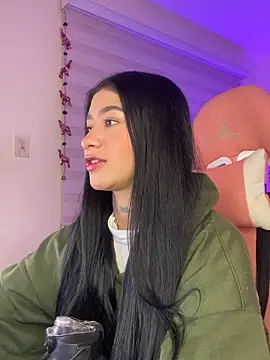 camila1 torres  online show from 11/27/25, 02:57