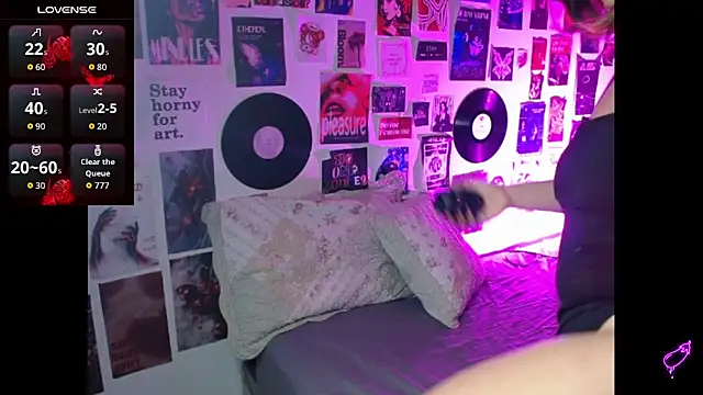 Roxy f w online show from 03/20/26, 10:03