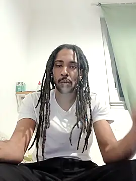 Snapshot of Mikaaa97 chatting on 10/28/25, 12:03 Mikaaa97 online show from 10/28/25, 12:03