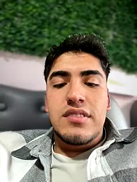 Snapshot of tomy_hot20 chatting on 10/07/25, 09:56 tomy hot20 online show from 10/07/25, 09:56