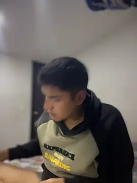 Snapshot of tomy_hot20 chatting on 12/04/25, 03:16 tomy hot20 online show from 12/04/25, 03:16