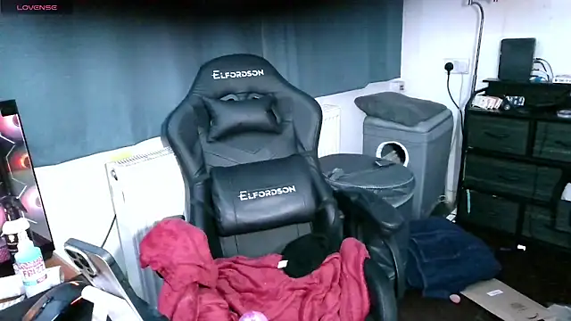 jchouse06 online show from 09/26/25, 12:58