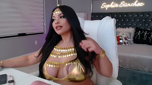 theofficialsophiasanchez online show from 10/31/25, 01:17