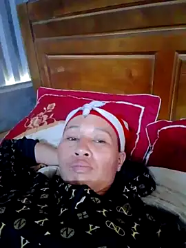 donna-bae online show from 10/10/25, 06:45