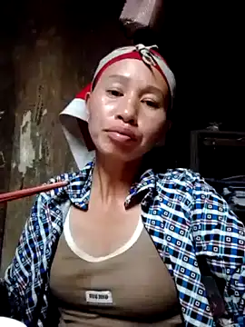 donna-bae online show from 10/28/25, 11:58