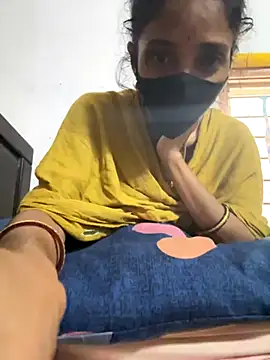 sweetreddy-02 online show from 09/24/25, 07:01