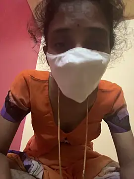 sweetreddy-02 online show from 10/05/25, 09:45