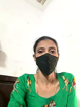 sweetreddy-02 online show from 11/04/25, 06:12