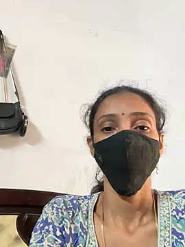 sweetreddy-02 online show from 11/10/25, 06:34