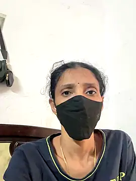 sweetreddy-02 online show from 11/16/25, 10:10