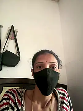 sweetreddy-02 online show from 12/01/25, 05:01