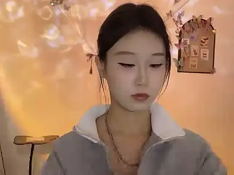 Snapshot of 1X-snake chatting on 09/23/25, 12:08 1X-snake online show from 09/23/25, 12:08