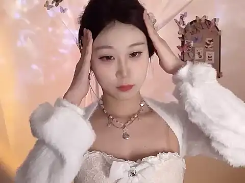 Snapshot of 1X-snake chatting on 10/26/25, 01:17 1X-snake online show from 10/26/25, 01:17