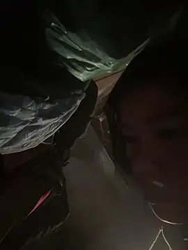 Qinjid002 online show from 11/23/25, 05:40