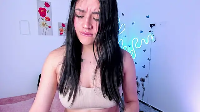 lilielou  online show from 12/20/25, 06:26