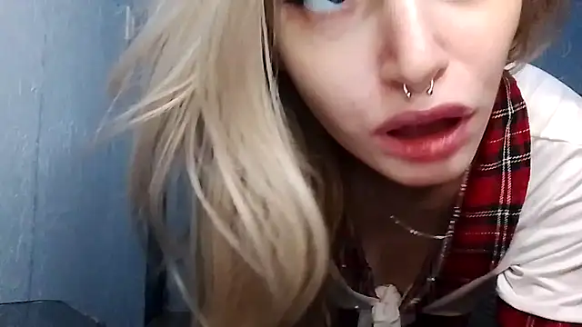 lesyawhite online show from 11/26/25, 04:19