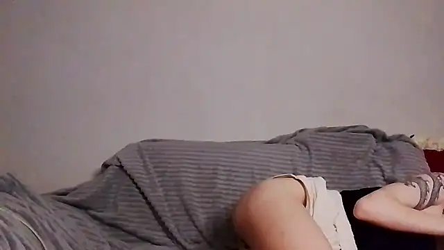 lesyawhite online show from 12/04/25, 04:48