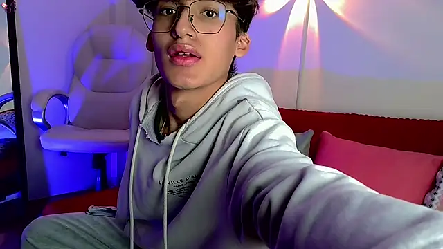 bellmontneon online show from 09/29/25, 11:26