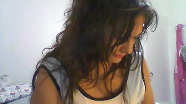 Snapshot of dulcefanny chatting on 06/12/26, 05:34 dulcefanny online show from 06/12/26, 05:34