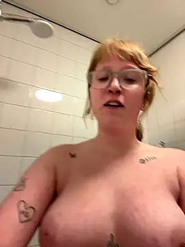 roxybliss3 online show from 12/17/25, 12:27