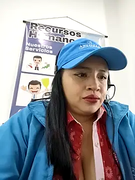 Snapshot of MILA__06 chatting on 10/30/25, 12:50 MILA 06 online show from 10/30/25, 12:50