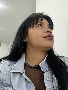 MILA  06 online show from 12/05/25, 12:14