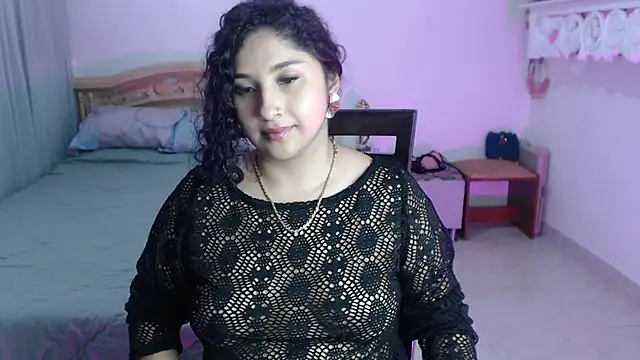 Snapshot of Gia_Dior chatting on 10/01/25, 01:11 Gia Dior online show from 10/01/25, 01:11